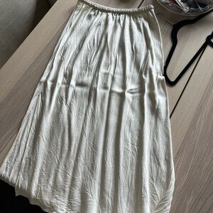 Elegant White Women's Skirt